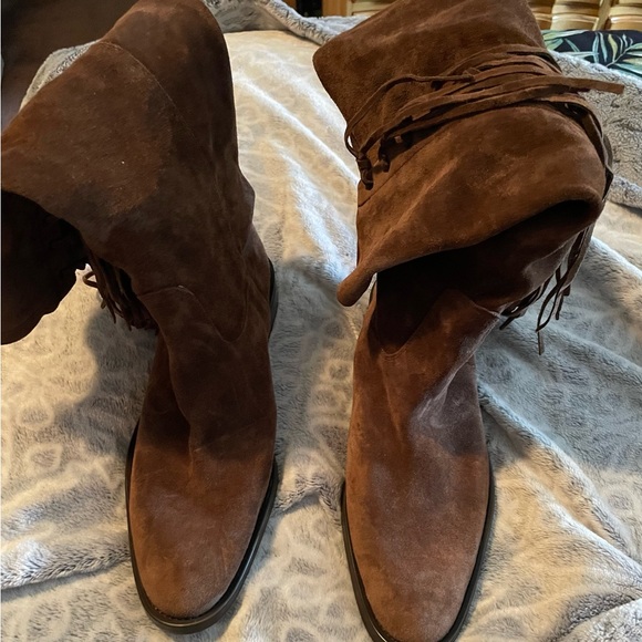 New without box-Coach Arianna Mid-Calf Brown Fringed Suede Boots Sz 8 Made Italy - Picture 2 of 8
